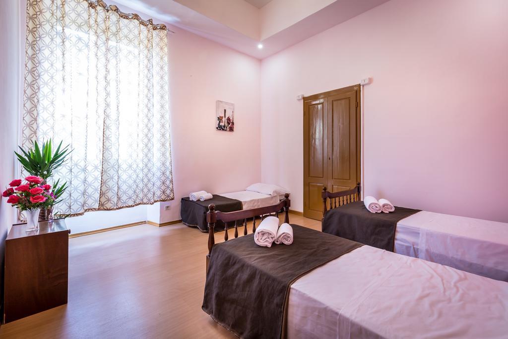 Rooms77 Florence Centro Storico Firenze Экстерьер фото